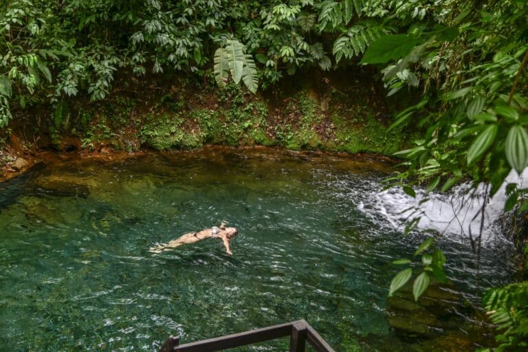 Jicara thermal pool natural mineral waters Costa Rica